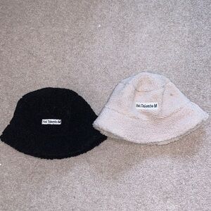 Hi Talento M Black and Cream Bucket Hats